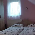 Case de vacanță Rozsa Nyaralo