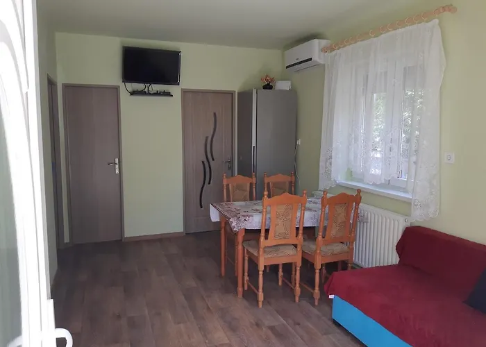 Rozsa Nyaralo * Hajduszoboszlo