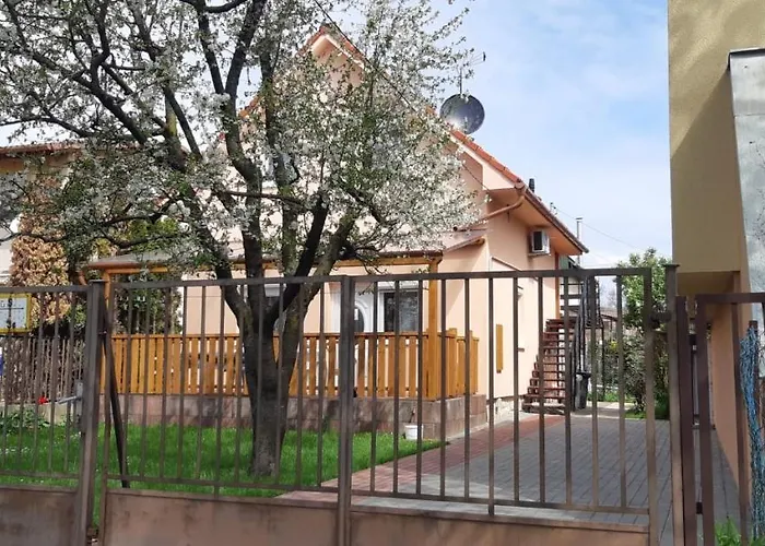 Rozsa Nyaralo Holiday home Hajduszoboszlo