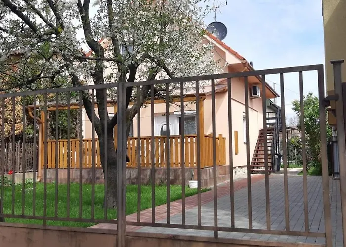 Rozsa Nyaralo 度假居